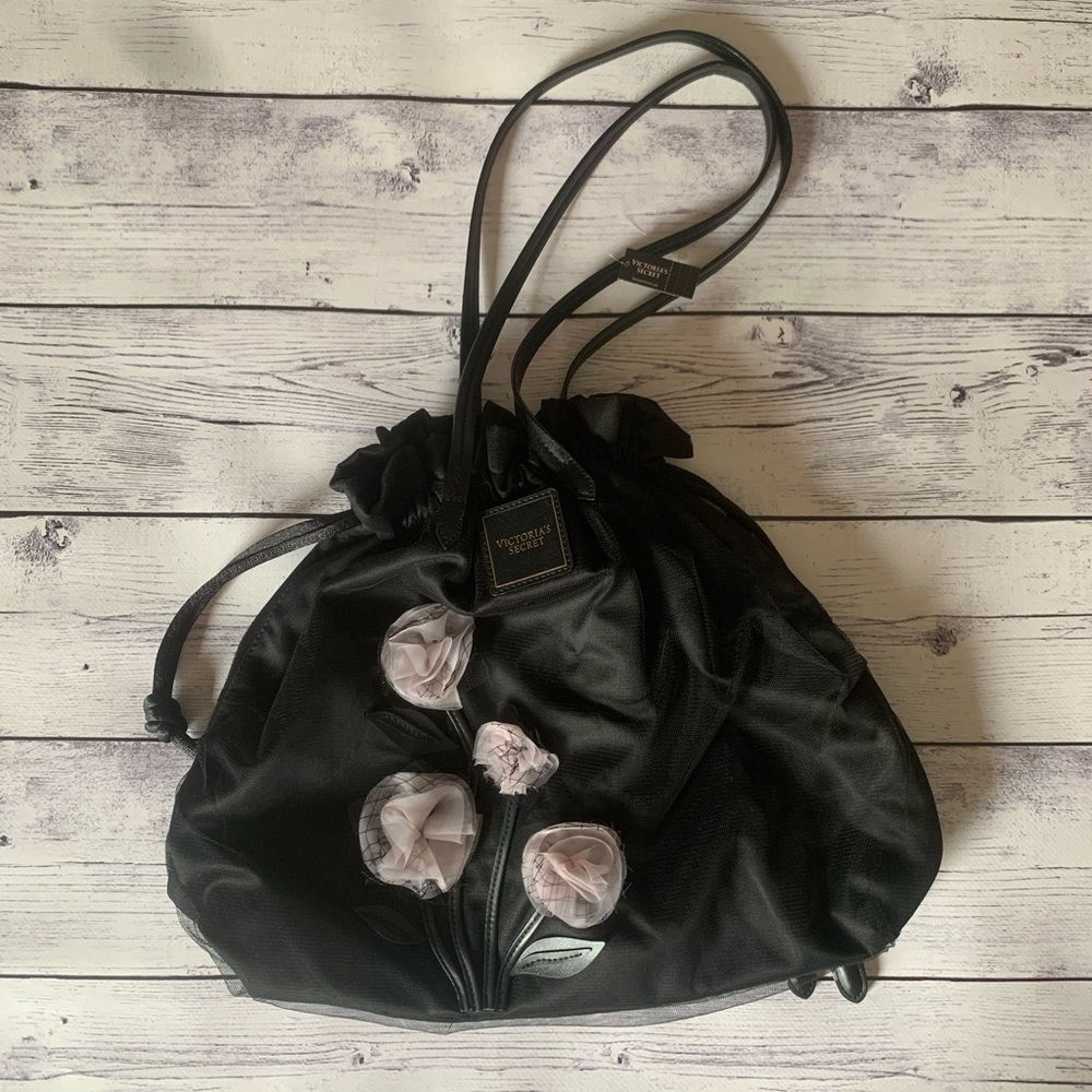 Victoria’s Secret Flower Cinch Bag